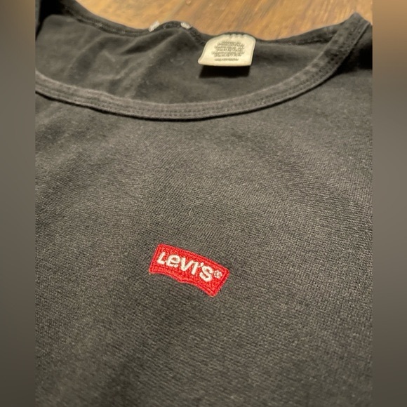 Black Levi embroidered logo T shirt short sleeves - Picture 3 of 3